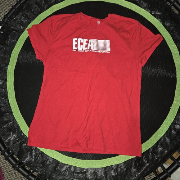 Red Graphic T-Shirt - Picture 1 of 2